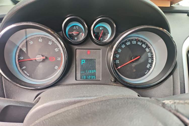 Used Buick GT 2010 GT 1.6T Fashion Sport Edition Instrument Cluster