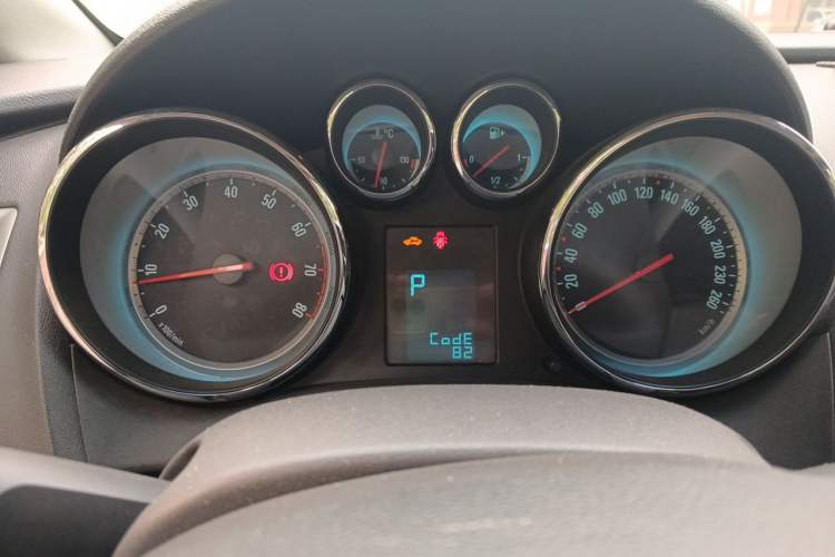 Used Buick GT 2010 XT 1.6T Fashion Sport Edition Instrument Cluster
