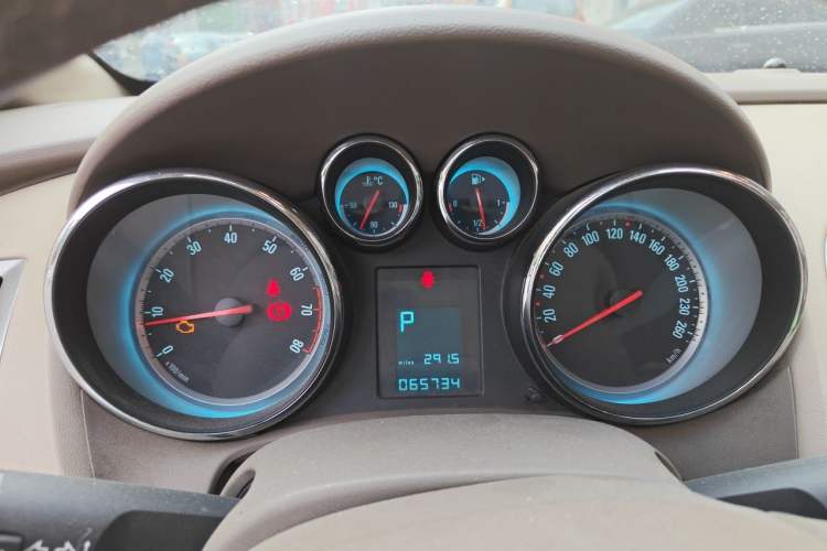 Used Buick GT 2010 GT 1.6L Automatic Fashion Edition Instrument Cluster