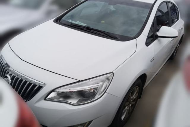 Buick GT 2010 XT 1.8L Automatic Fashion Edition с пробегом