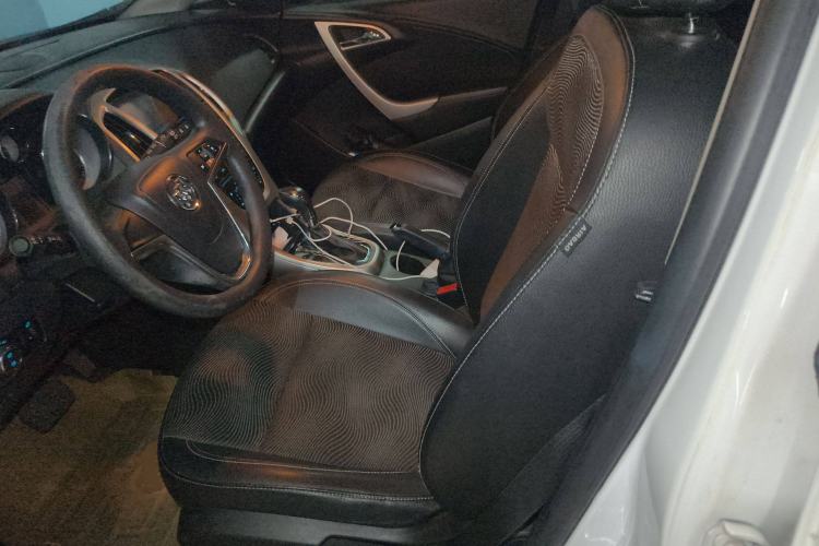Used Buick GT 2010 GT 1.6L Automatic Fashion Edition Left Front Seat
