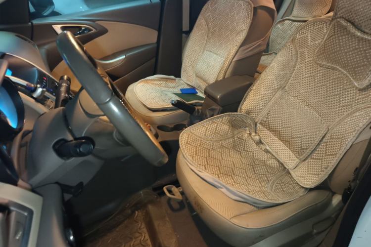 Used Buick GT 2010 GT 1.6L Automatic Fashion Edition Left Front Seat