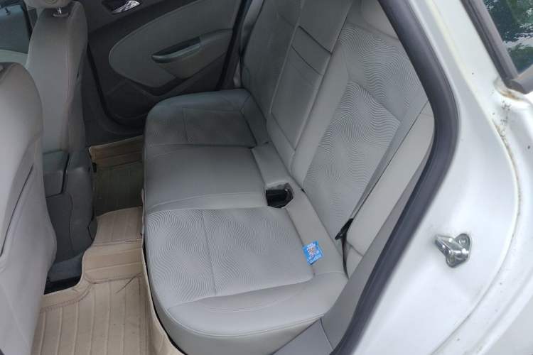 Used Buick GT 2010 XT 1.6L Automatic Fashion Edition Left Rear Seat