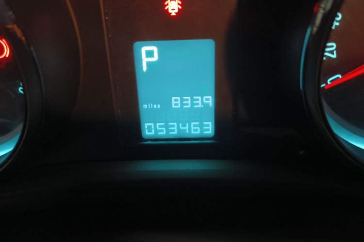 Used Buick GT 2010 GT 1.6L Automatic Fashion Edition Odometer Close Up