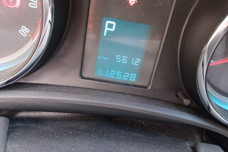 Used Buick GT 2010 XT 1.6T Fashion Sport Edition Odometer Close Up