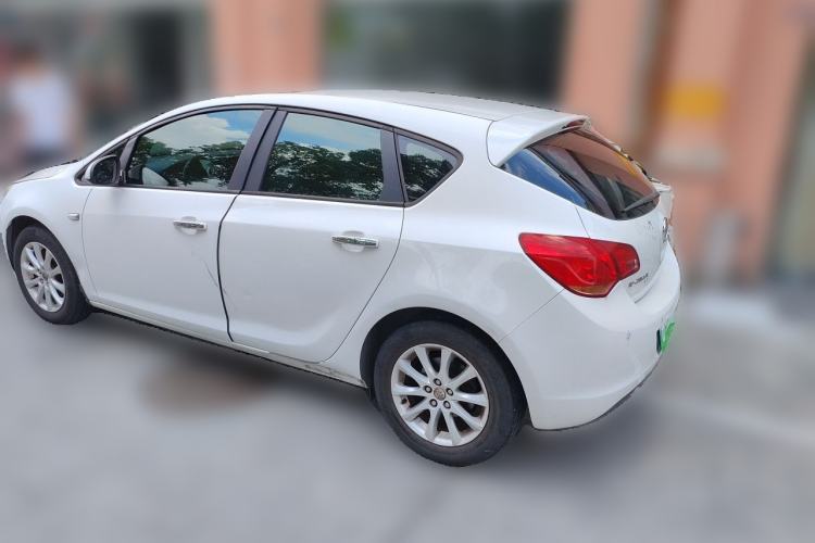 Used Buick GT 2010 XT 1.6L Automatic Fashion Edition Rear Left 45 Deg