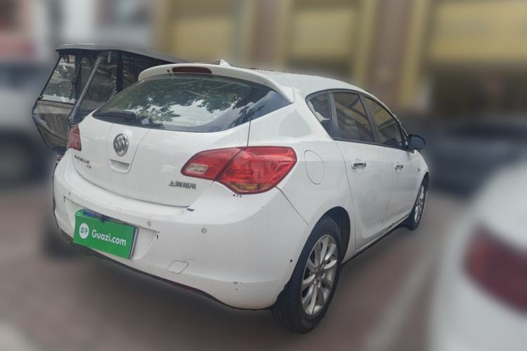 Used Buick GT 2010 XT 1.6L Manual Entry-Level Model Rear Right 45 Deg