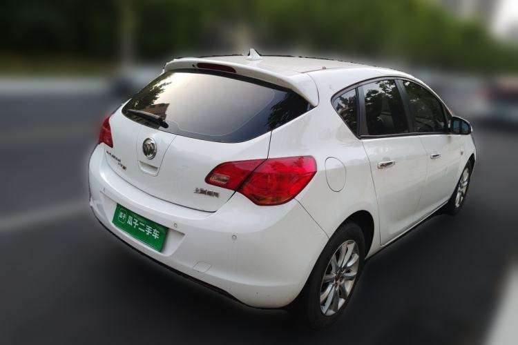 Used Buick GT 2010 XT 1.8L Automatic Fashion Edition Rear Right 45 Deg