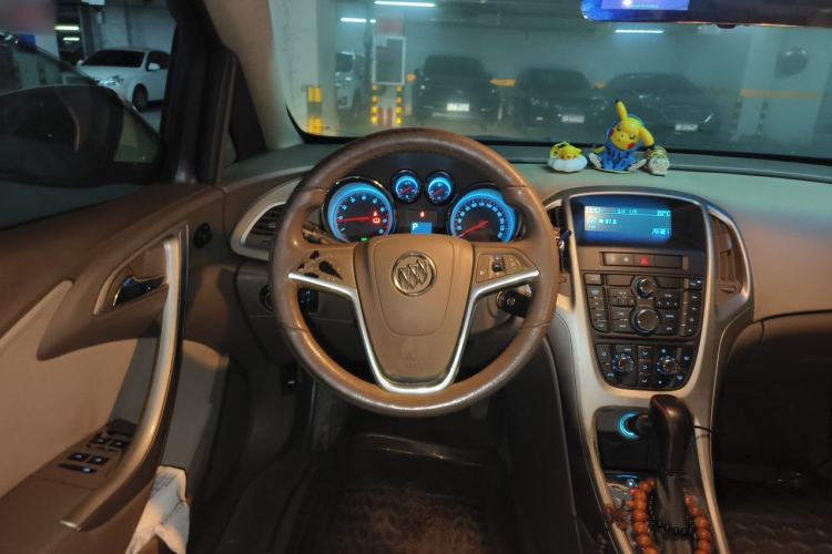 Used Buick GT 2010 GT 1.6L Automatic Fashion Edition Steering Wheel