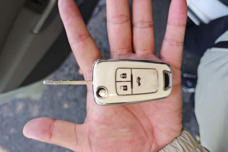 Used Buick GT 2010 XT 1.6L Automatic Fashion Edition Vehicle Key