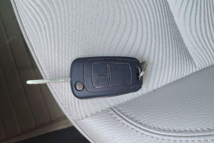 Used Buick GT 2010 XT 1.6L Automatic Fashion Edition Vehicle Key