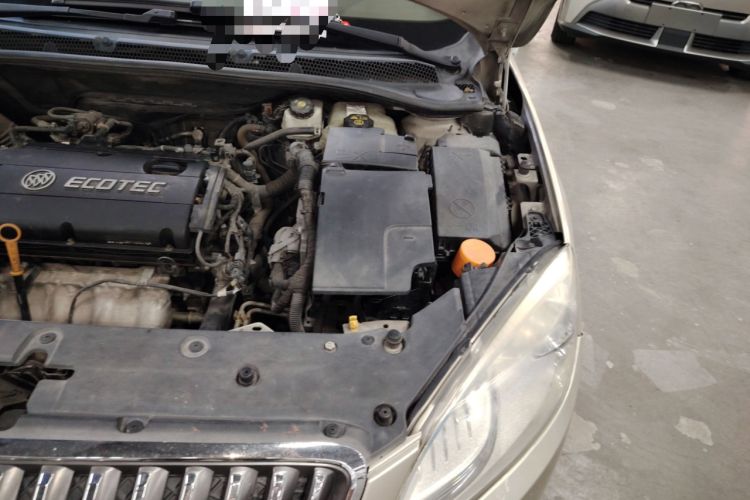 Used Buick GT 2010 GT 1.6L Automatic Fashion Edition Engine Bay Left