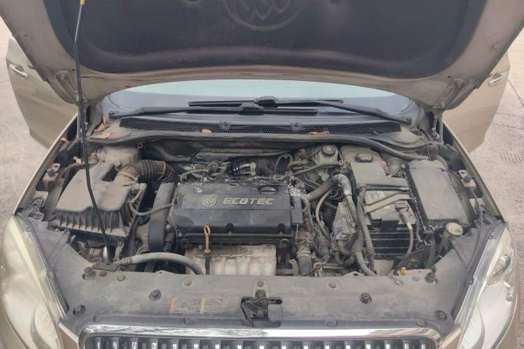 Used Buick GT 2010 GT 1.6L Automatic Fashion Edition Engine Bay