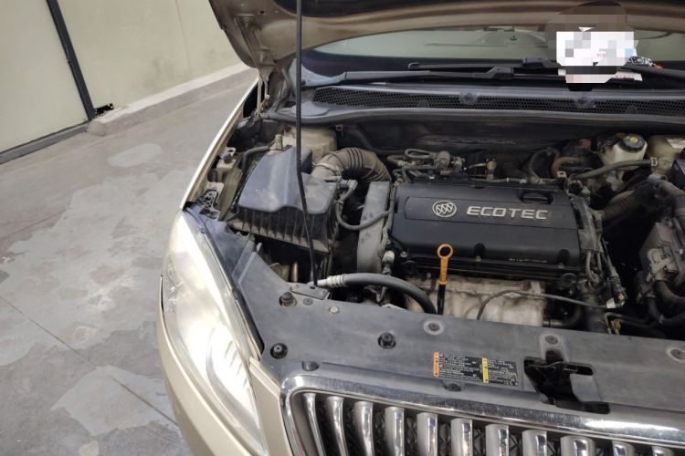 Used Buick GT 2010 GT 1.6L Automatic Fashion Edition Engine Bay Right