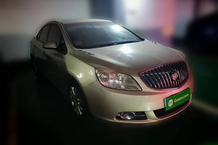 Used Buick GT 2010 GT 1.6L Automatic Fashion Edition Front Right 45 Deg
