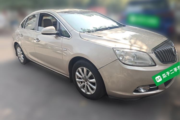 Used Buick GT 2010 GT 1.6L Automatic Fashion Edition Front Right 45 Deg