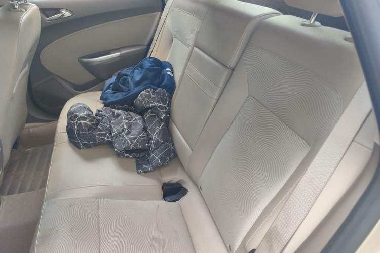 Used Buick GT 2010 GT 1.6L Automatic Fashion Edition Left Rear Seat