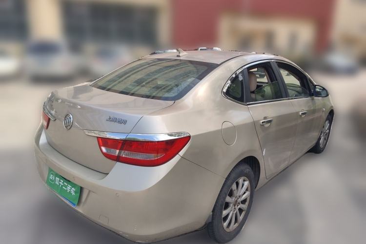 Used Buick GT 2010 GT 1.6L Automatic Fashion Edition Rear Right 45 Deg