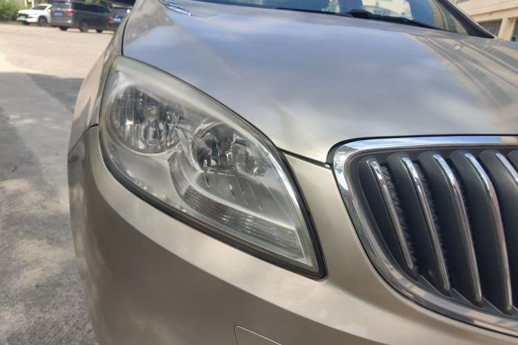 Used Buick GT 2010 GT 1.6L Automatic Fashion Edition Right Front Headlight