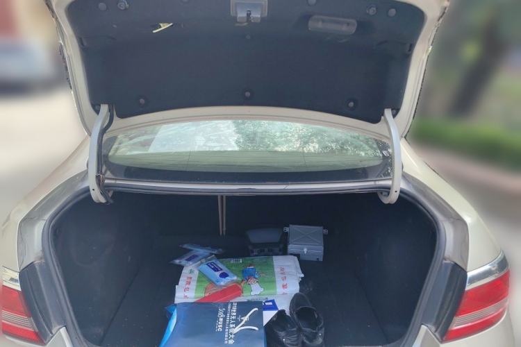 Used Buick GT 2010 GT 1.6L Automatic Fashion Edition Trunk