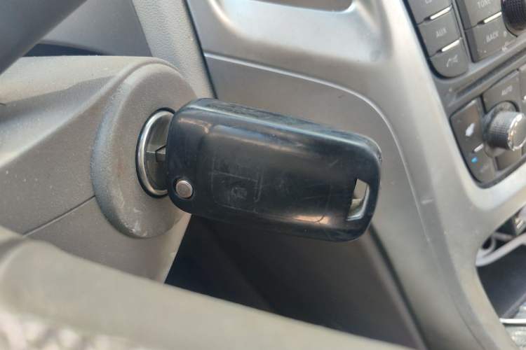 Used Buick GT 2010 GT 1.6L Automatic Fashion Edition Vehicle Key