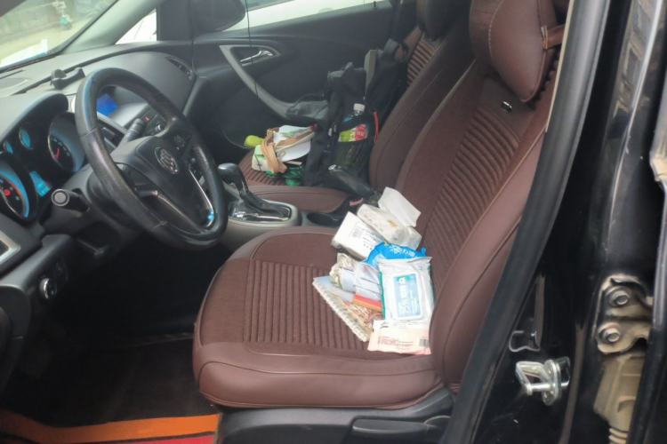 Used Buick GT 2011 GT 1.6T Fashion Sport Edition Leather Model Left Front Seat