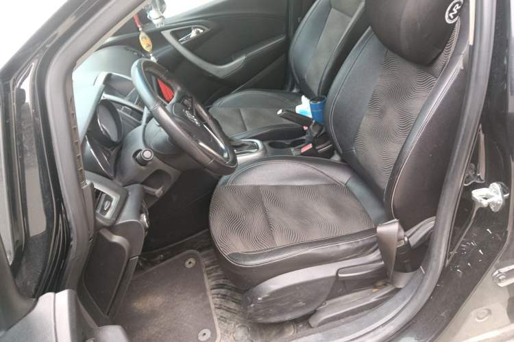 Used Buick GT 2011 GT 1.6T Fashion Sport Edition Leather Model Left Front Seat