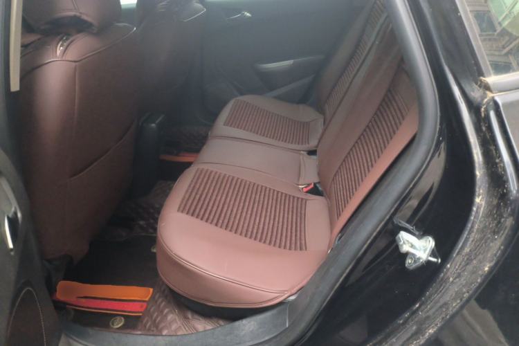 Used Buick GT 2011 GT 1.6T Fashion Sport Edition Leather Model Left Rear Seat