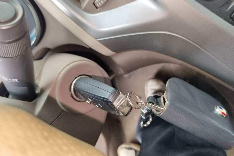 Used Buick GT 2011 GT 1.8L Automatic Fashion Edition Leather Model Vehicle Key