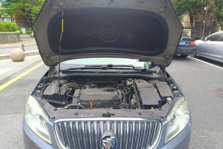 Used Buick GT 2011 GT 1.8L Automatic Fashion Edition Leather Model Engine Bay