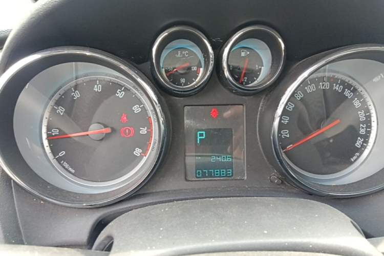 Used Buick GT 2011 GT 1.6T Fashion Sport Edition Leather Model Instrument Cluster