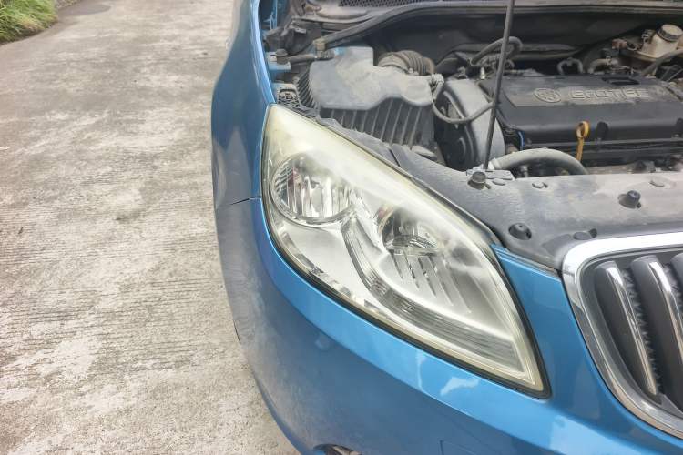 Used Buick GT 2011 GT 1.8L Automatic Fashion Edition Leather Model Right Front Headlight