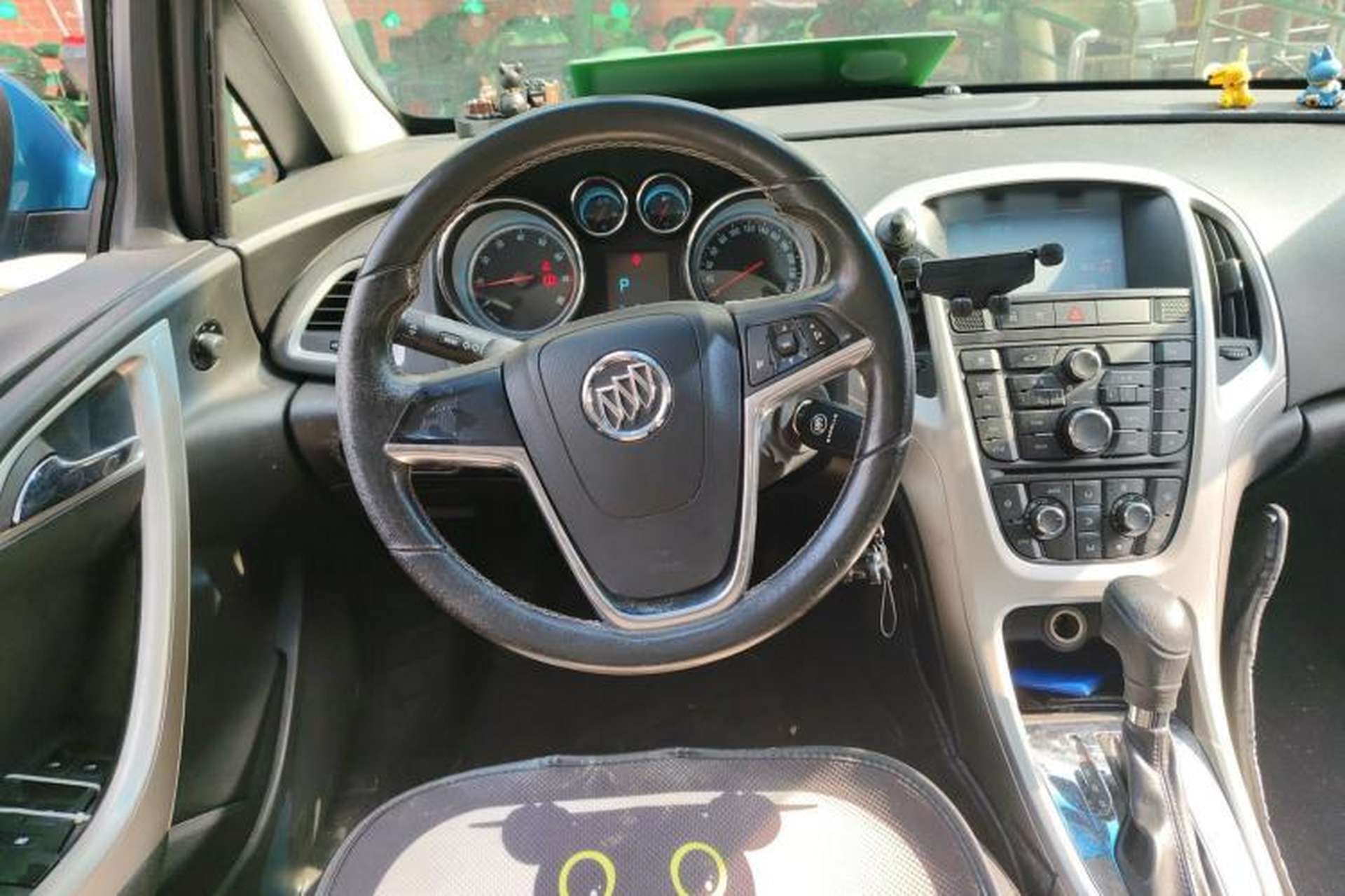 Used Buick GT 2011 GT 1.6T Fashion Sport Edition Leather Model Steering Wheel