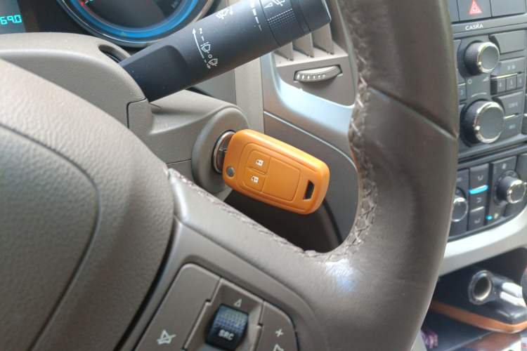Used Buick GT 2011 GT 1.8L Automatic Fashion Edition Leather Model Vehicle Key