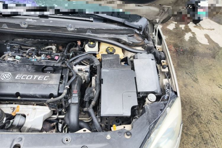 Used Buick GT 2011 GT 1.6T Fashion Sport Edition Leather Model Engine Bay Left