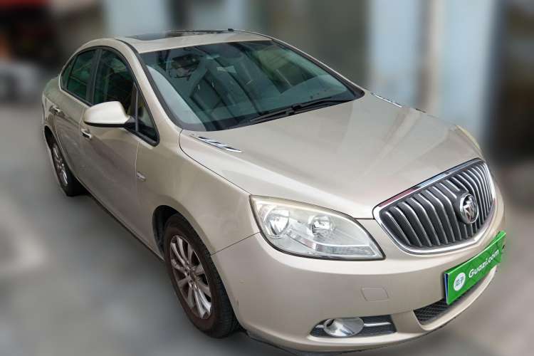 Used Buick GT 2011 GT 1.8L Automatic Fashion Edition Leather Model Front Right 45 Deg