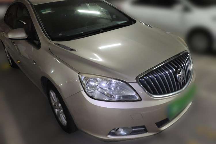 Used Buick GT 2011 GT 1.8L Automatic Fashion Edition Leather Model Front Right 45 Deg
