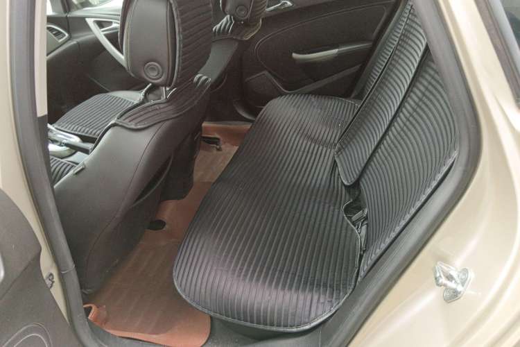Used Buick GT 2011 GT 1.8L Automatic Fashion Edition Leather Model Left Rear Seat