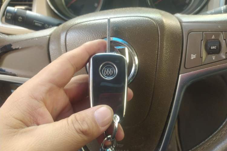 Used Buick GT 2011 GT 1.8L Automatic Fashion Edition Leather Model Vehicle Key