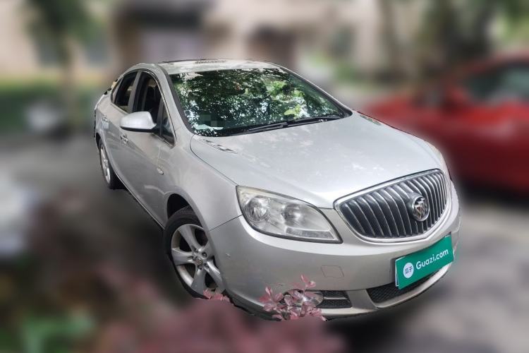 Used Buick GT 2011 GT 1.6T Fashion Sport Edition Leather Model Front Right 45 Deg