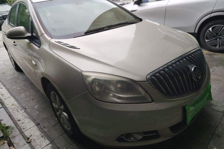 Used Buick GT 2011 GT 1.8L Automatic Fashion Edition Leather Model Right Front Headlight