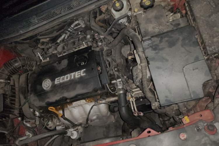 Used Buick GT 2011 GT 1.8L Automatic Fashion Edition Leather Model Engine Bay Left