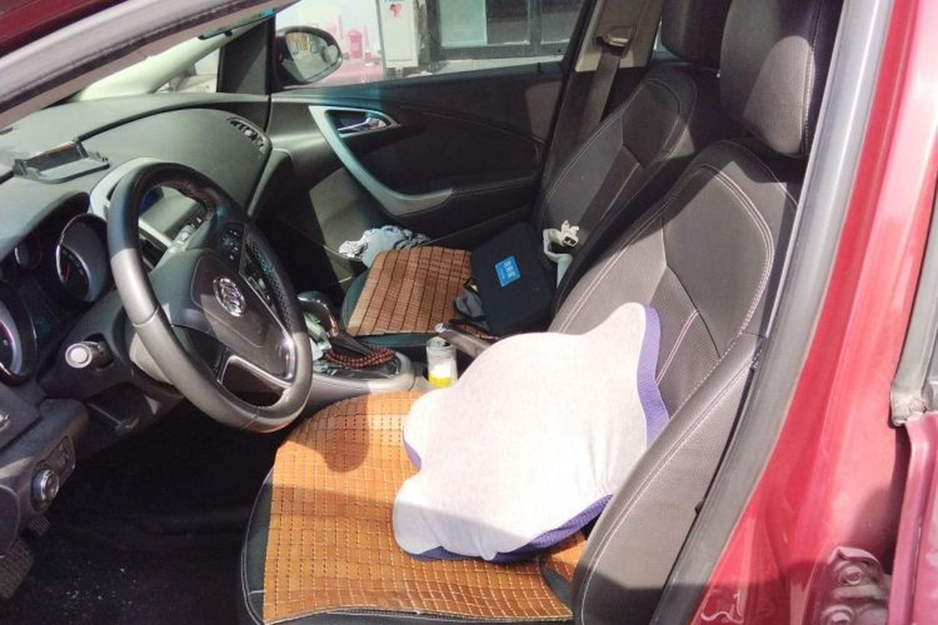 Used Buick GT 2011 GT 1.6T Fashion Sport Edition Leather Model Left Front Seat