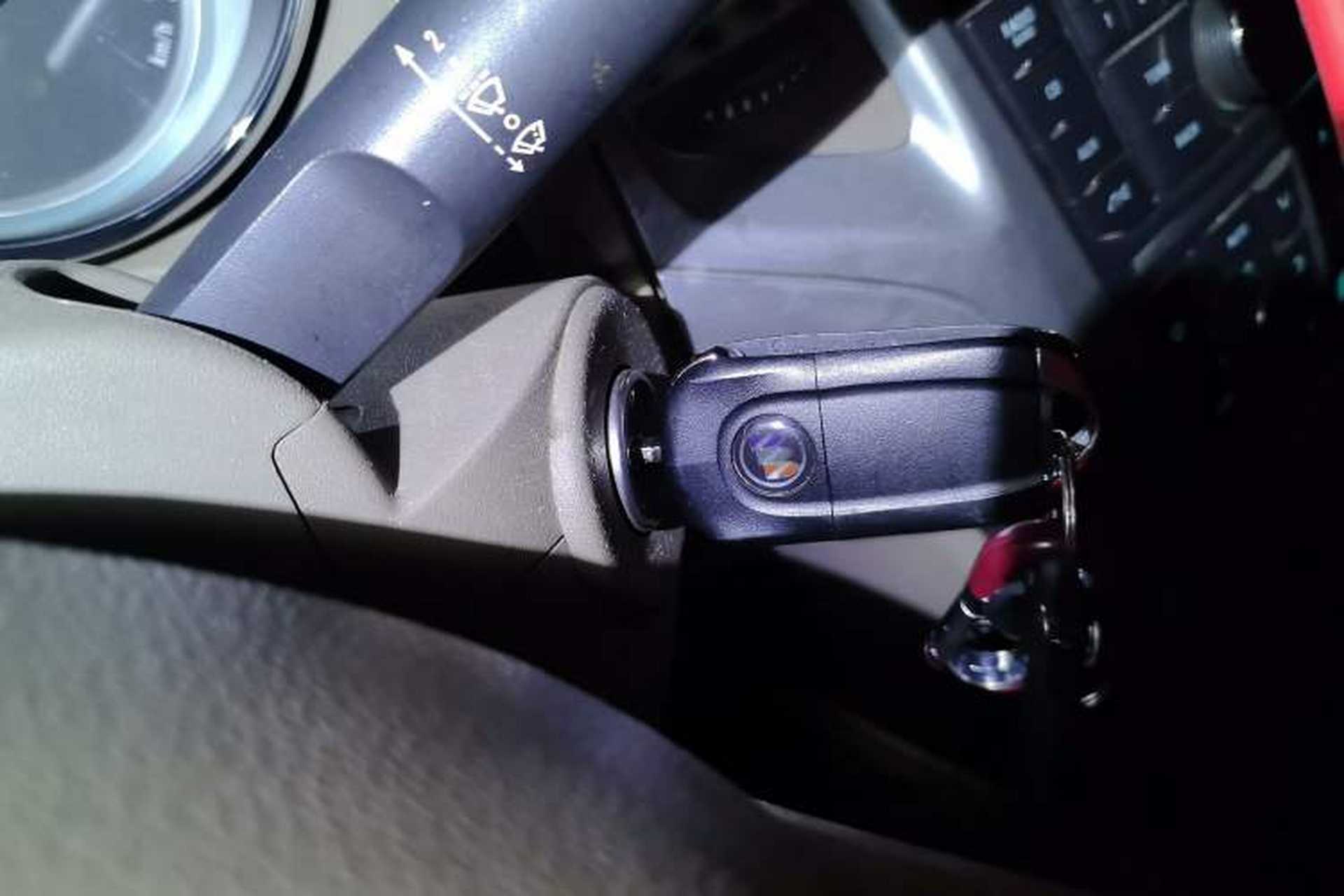 Used Buick GT 2011 GT 1.8L Automatic Fashion Edition Leather Model Vehicle Key