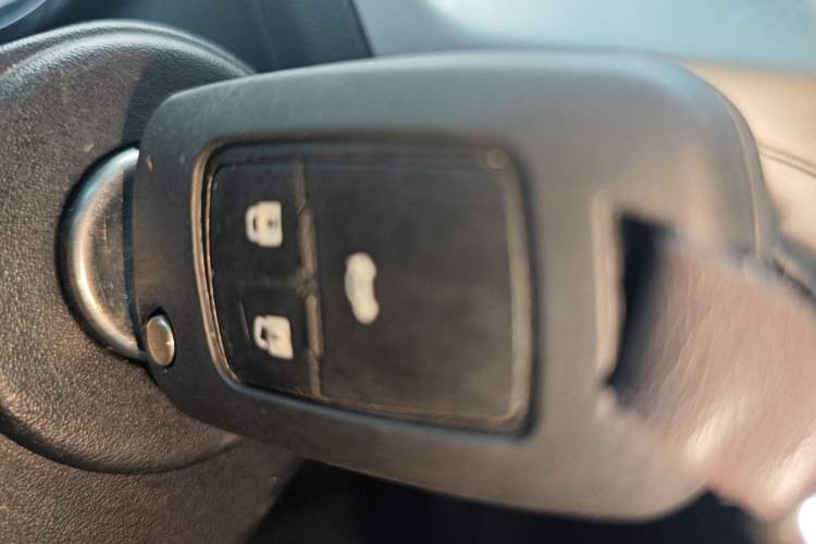 Used Buick GT 2011 GT 1.8L Automatic Fashion Edition Leather Model Vehicle Key