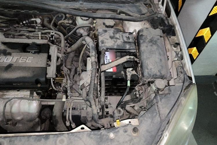 Used Buick GT 2011 GT 1.8L Automatic Fashion Edition Leather Model Engine Bay Left