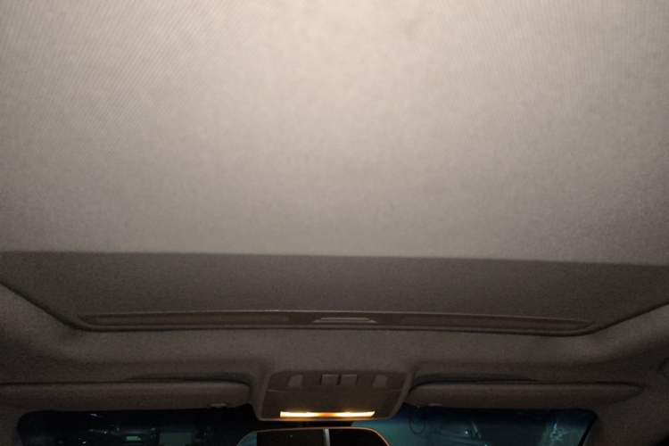 Used Buick GT 2011 GT 1.8L Automatic Fashion Edition Leather Model Headliner