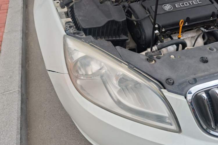 Used Buick GT 2011 GT 1.8L Automatic Fashion Edition Leather Model Right Front Headlight