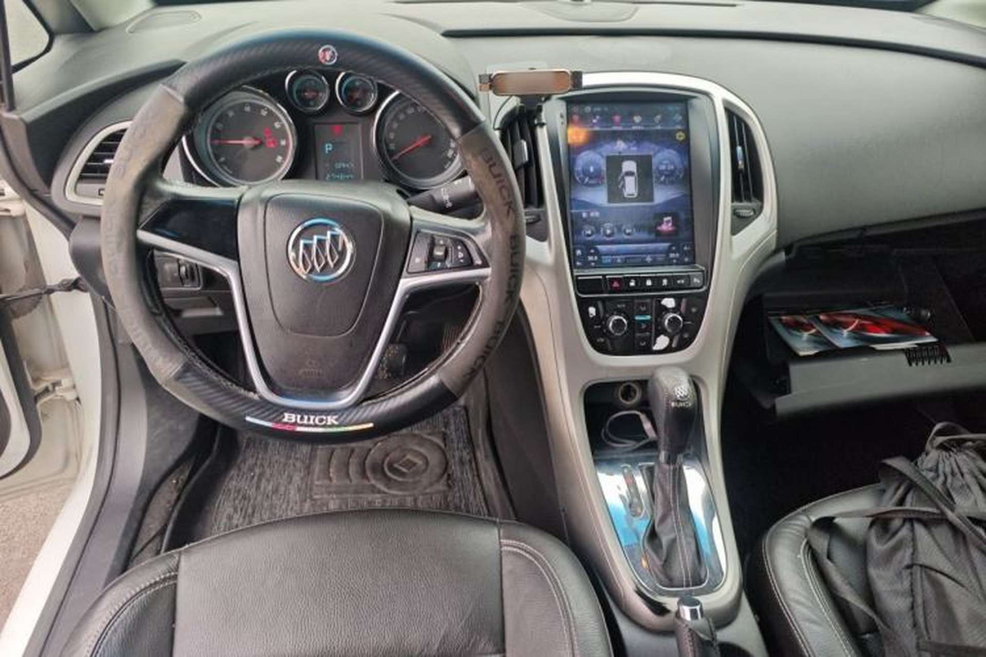 Used Buick GT 2011 GT 1.8L Automatic Fashion Edition Leather Model Steering Wheel