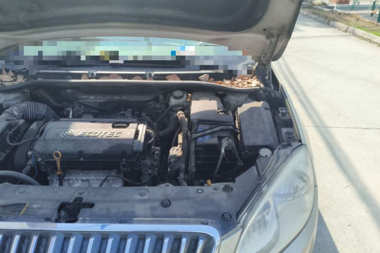 Used Buick GT 2011 GT 1.8L Automatic Fashion Edition Leather Model Engine Bay Left